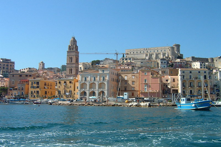 cittadina vicino a gaeta