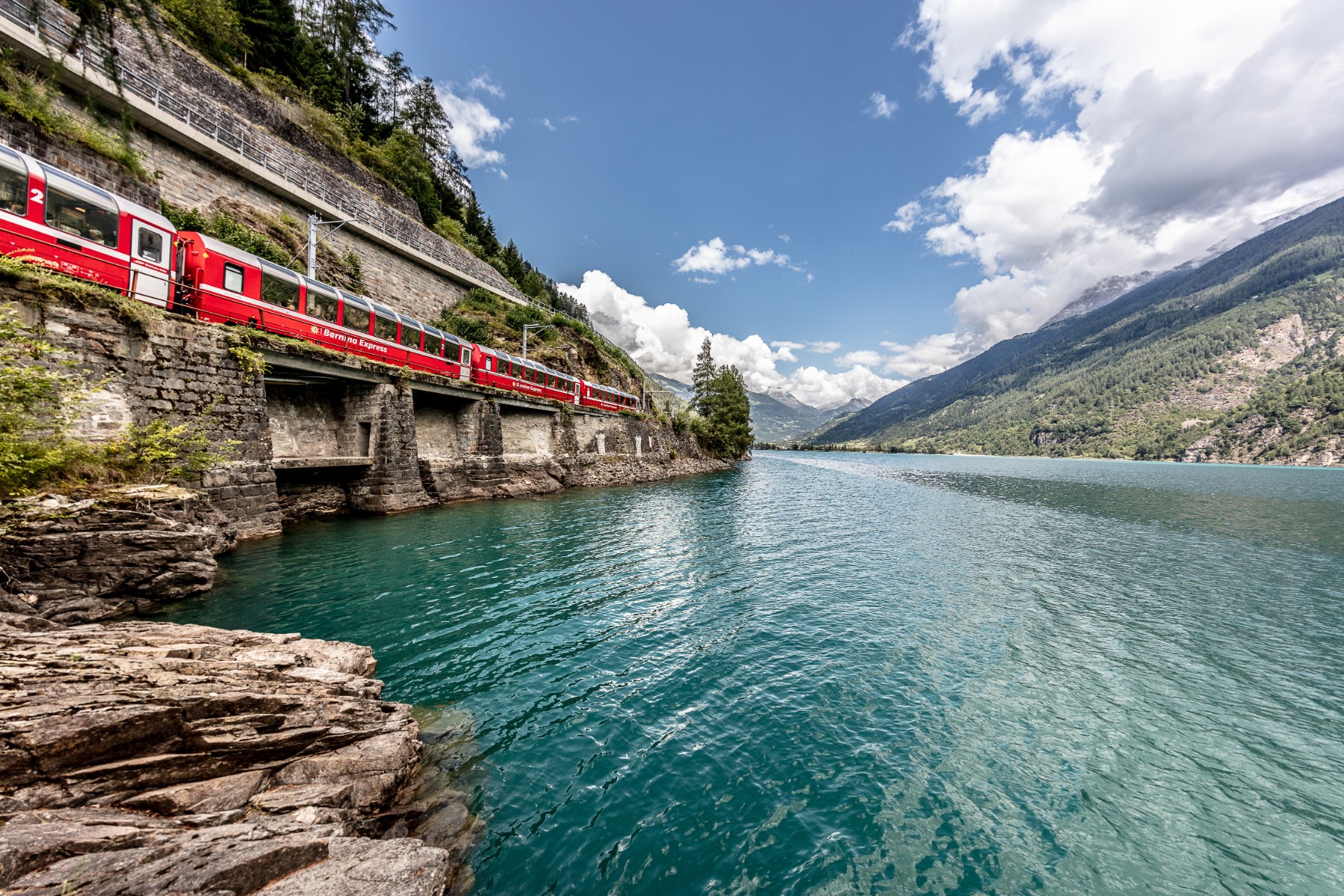 Schweizer Höhepunkte Der Bernina Express und die Strecke