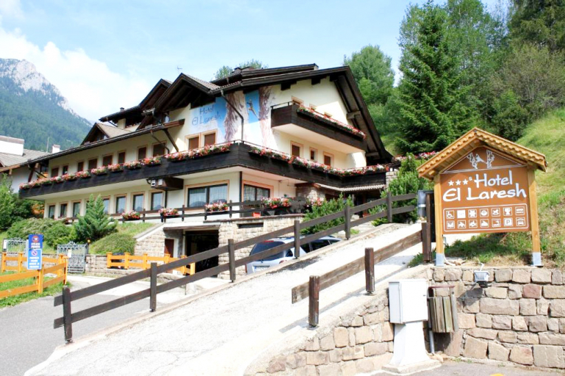 Hotel El Laresh   Morena   00 