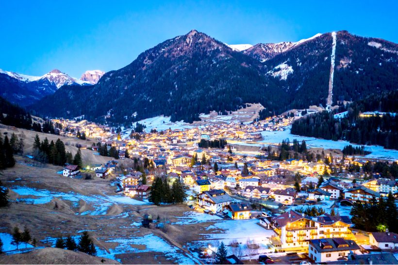 Albergo Aida   Pozza di fassa   00