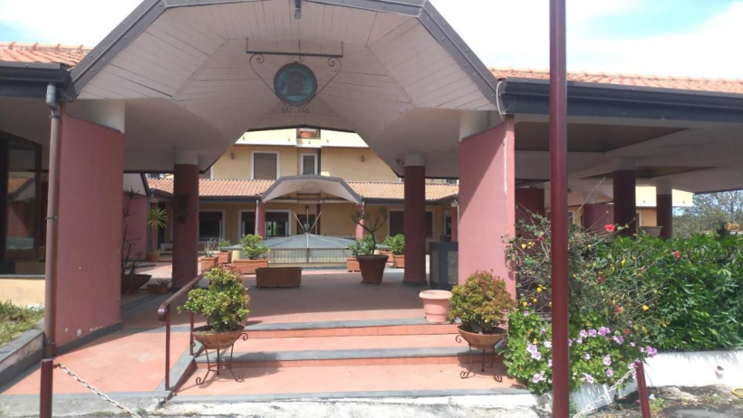 hotel ares   san giovanni inverno   00